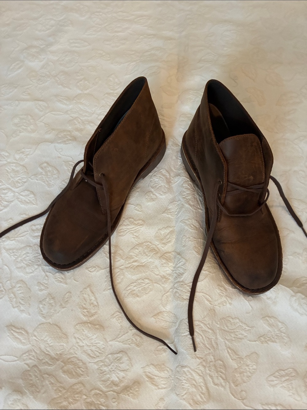 Clark’s Men's Brown Leather Chukka Boots - Classic Casual